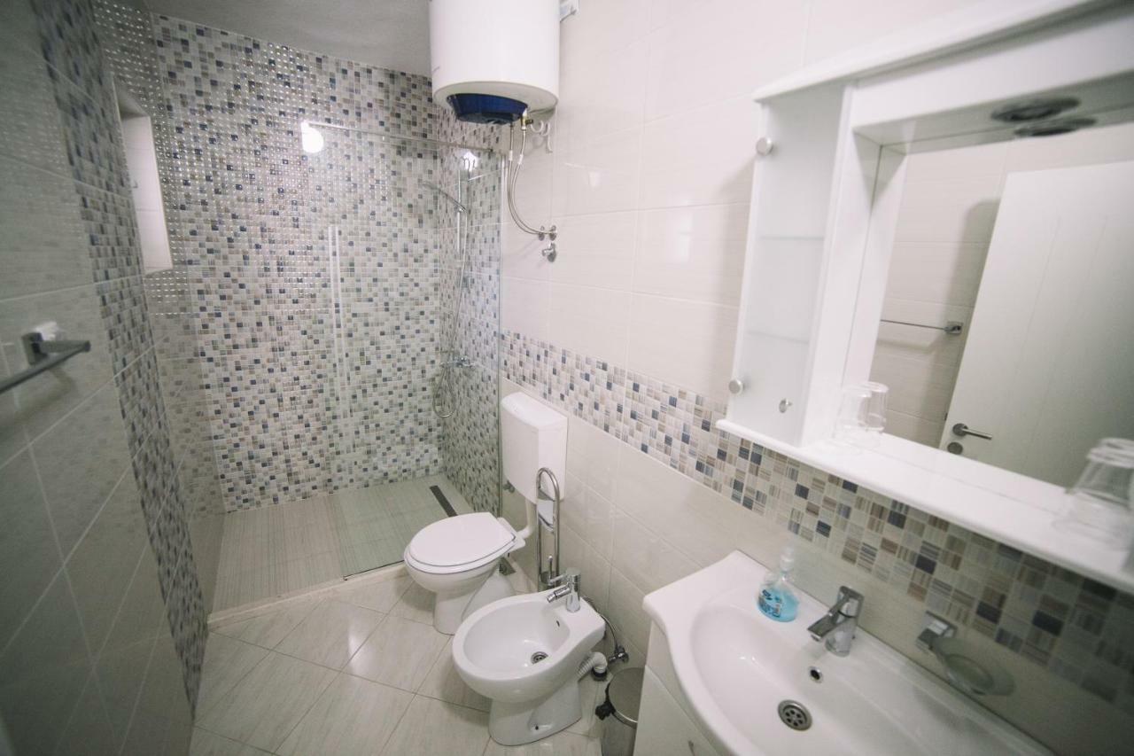 Apartments Hollaj Ulcinj Luaran gambar